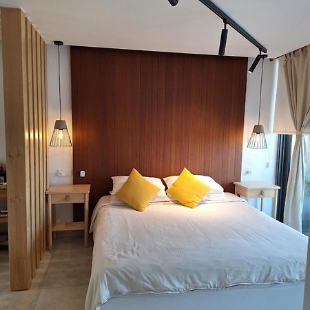 Terrazza Suites パ フォス エクステリア 写真
