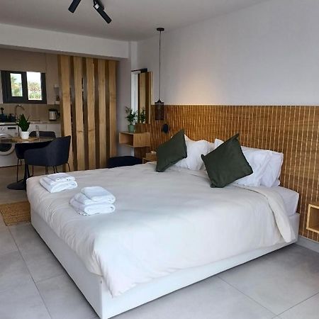 Terrazza Suites パ フォス エクステリア 写真