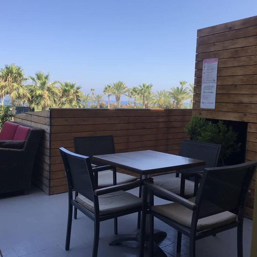 Terrazza Suites パ フォス エクステリア 写真
