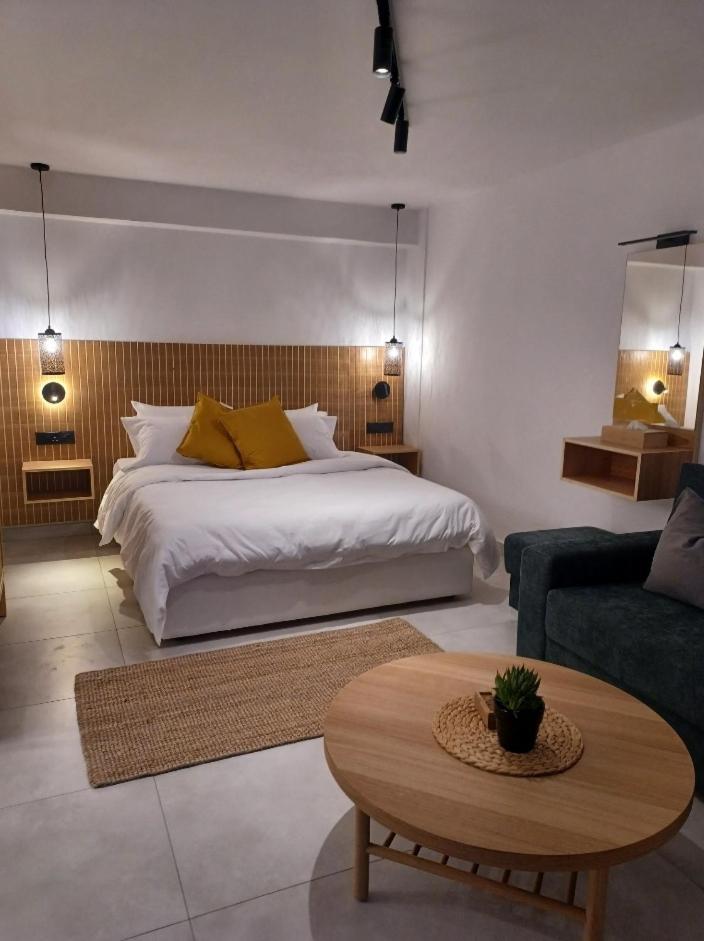 Terrazza Suites パ フォス エクステリア 写真