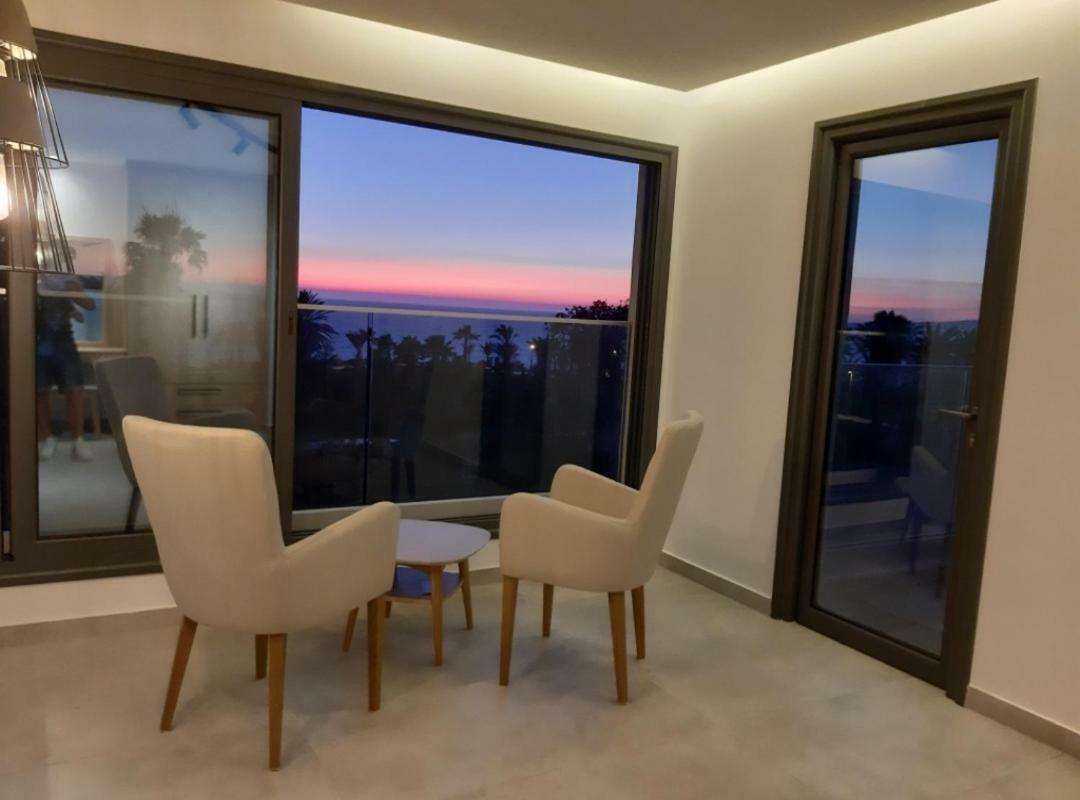 Terrazza Suites パ フォス エクステリア 写真