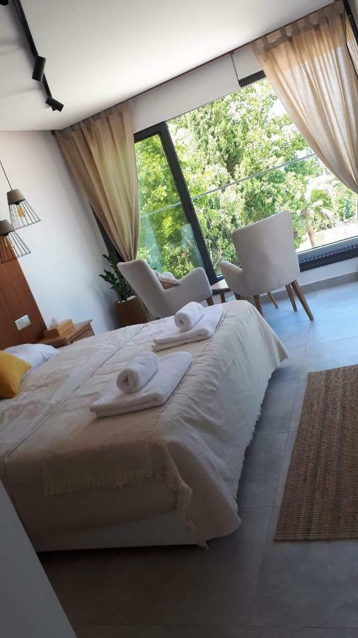 Terrazza Suites パ フォス エクステリア 写真